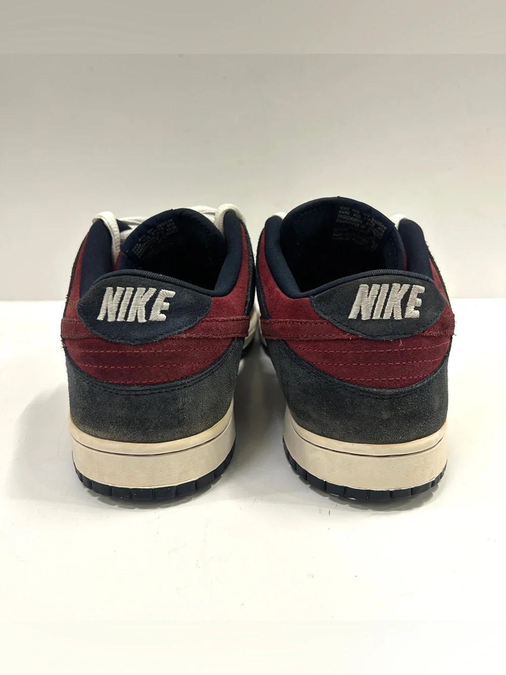 Nike SB Dunk Low ‘Obsidian Team Red’ (304292 404) Shoes Size: 10.5 M